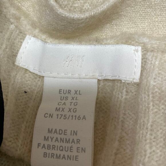 H&M Women's Cream Rib Knit Jeweled Button Long Sleeve Cardigan Sweater Top Sz XL - Picture 3 of 3